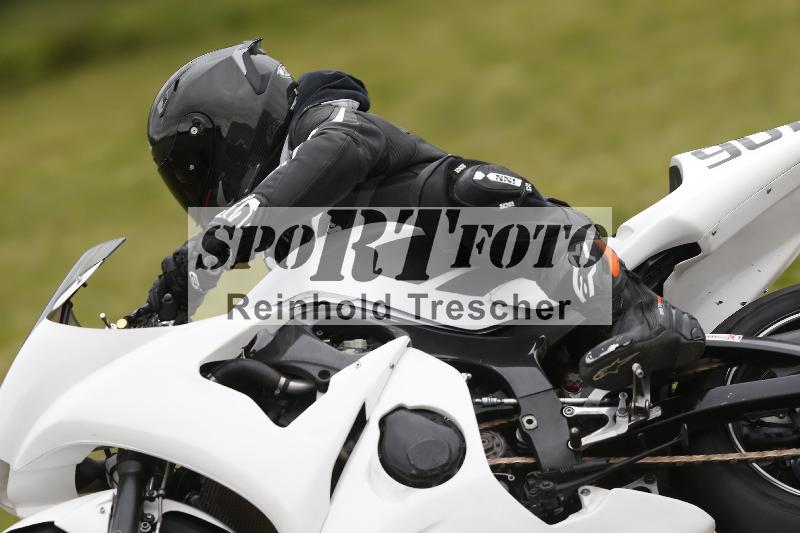 /13 22.04.2024 Plüss Moto Sport ADR/Freies Fahren/901